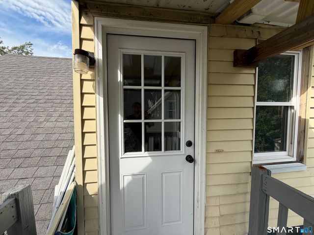 47 Lounsbury Street, Naugatuck, CT 06770