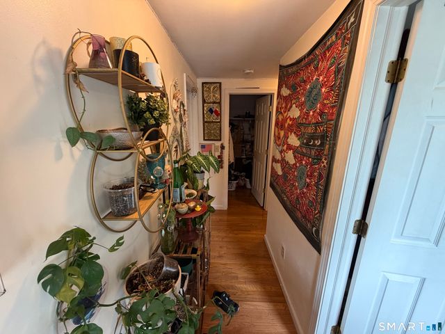 47 Lounsbury Street, Naugatuck, CT 06770