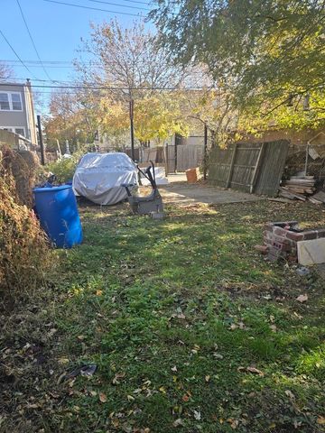 2243 S Kostner Avenue, Chicago, IL 60623