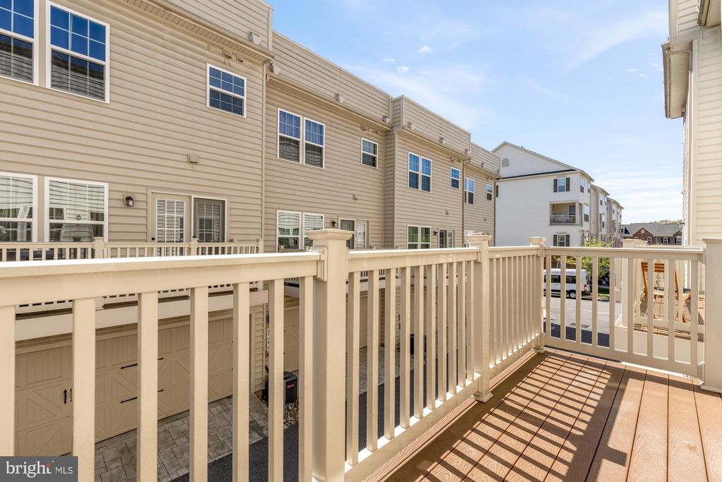 Image 17 of property listing at 5307 SMITHS COVE LN, Greenbelt, MD 20770