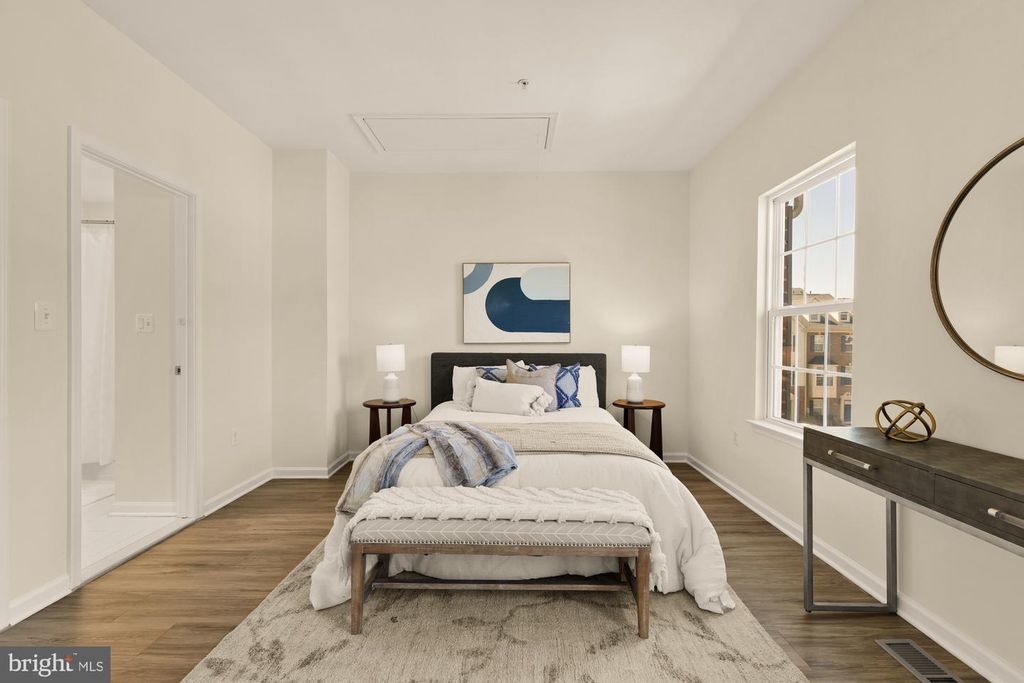 Image 29 of property listing at 5307 SMITHS COVE LN, Greenbelt, MD 20770