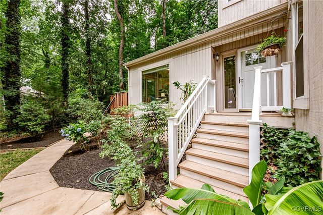 3111 Three Bridges Rd, Midlothian, VA 23112