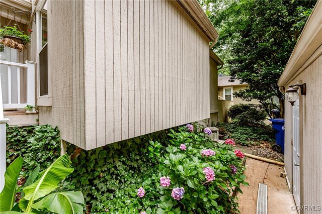 3111 Three Bridges Rd, Midlothian, VA 23112