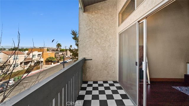 550 W Regent 302, Inglewood, CA 90301