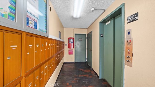 550 W Regent 302, Inglewood, CA 90301