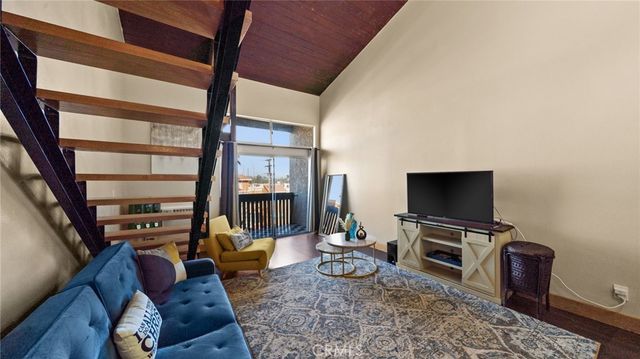 550 W Regent 302, Inglewood, CA 90301