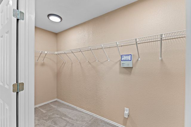 215 Sunny Brook DR, Leander, TX 78641