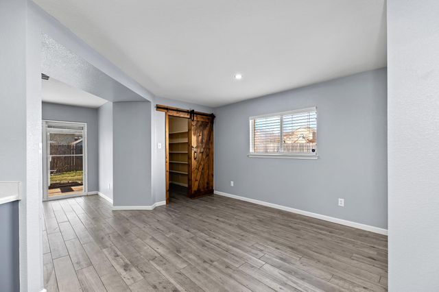 215 Sunny Brook DR, Leander, TX 78641