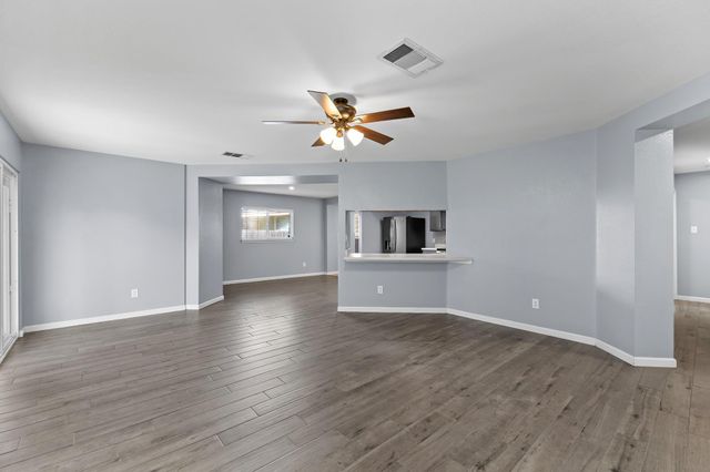 215 Sunny Brook DR, Leander, TX 78641