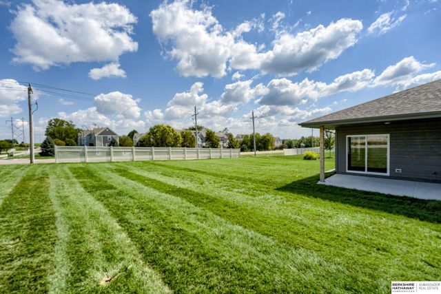 6021 N 168th Avenue, Omaha, NE 68116