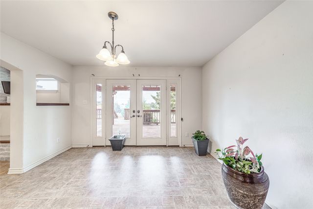 143 Mach Road, Ennis, TX 75119