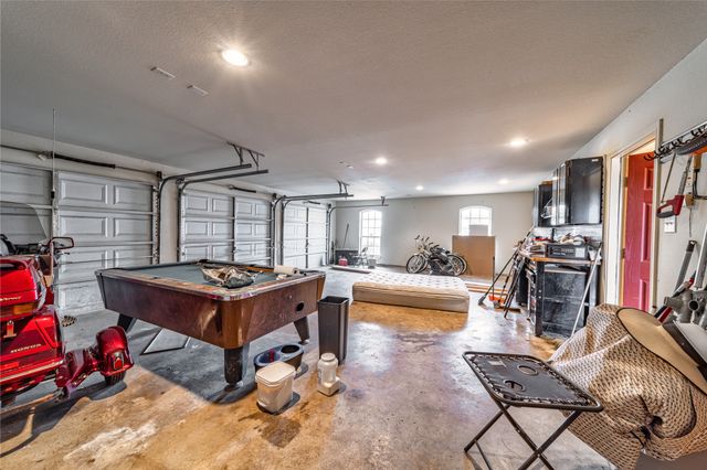 143 Mach Road, Ennis, TX 75119