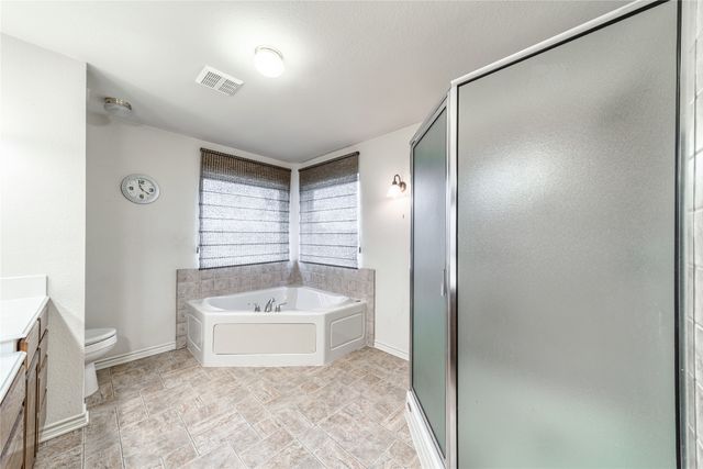 143 Mach Road, Ennis, TX 75119