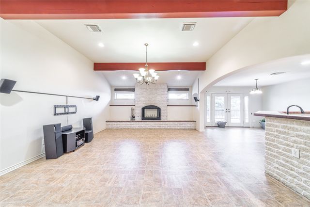 143 Mach Road, Ennis, TX 75119