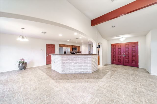 143 Mach Road, Ennis, TX 75119