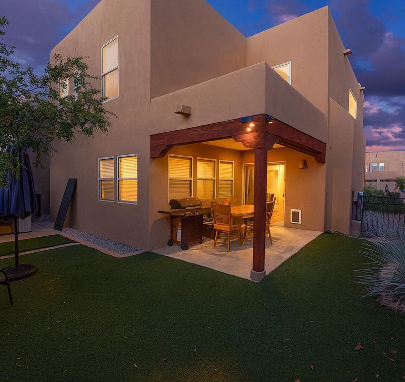 10027 Vista Cantera Lane NW, Albuquerque, NM 87114