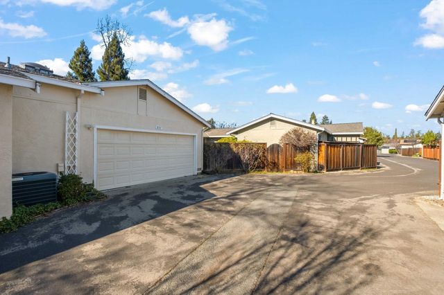 851 Luz Ct, Danville, CA 94526