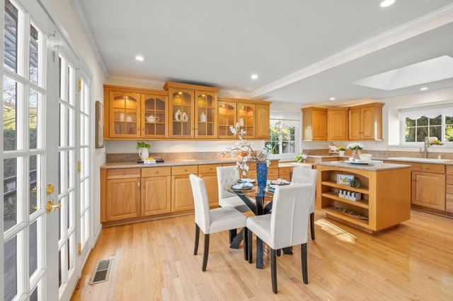 851 Luz Ct, Danville, CA 94526