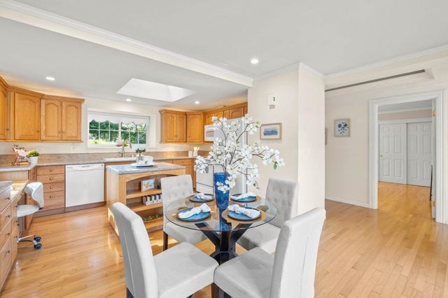 851 Luz Ct, Danville, CA 94526