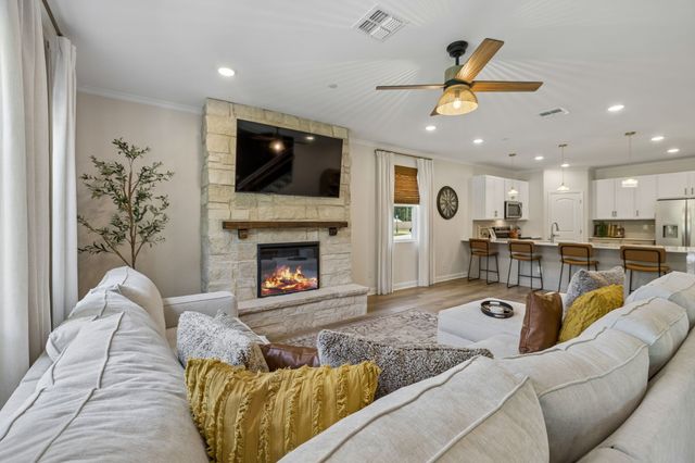 8583 Turnbull Dr, Pleasant View, TN 37146