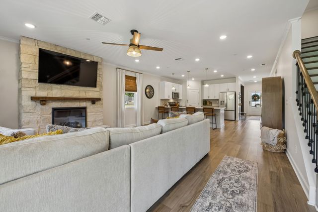 8583 Turnbull Dr, Pleasant View, TN 37146