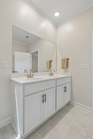 8583 Turnbull Dr, Pleasant View, TN 37146