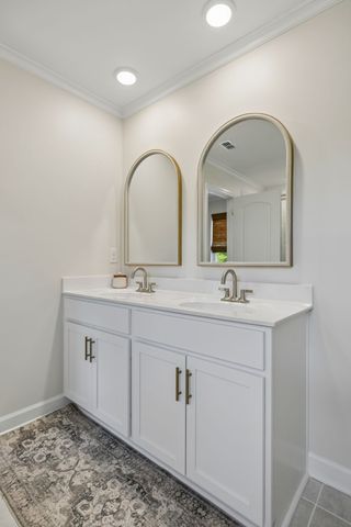 8583 Turnbull Dr, Pleasant View, TN 37146