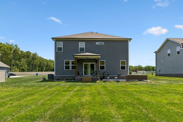 8583 Turnbull Dr, Pleasant View, TN 37146
