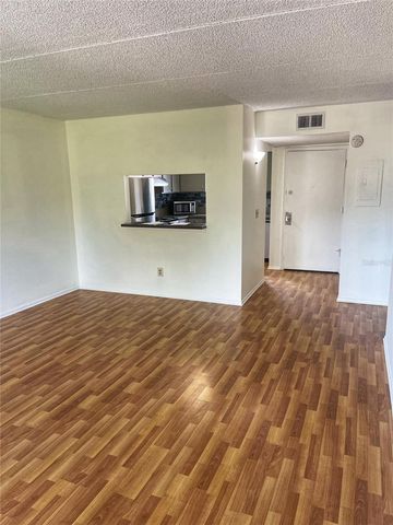 2846 SOMERSET PARK DRIVE 201, Tampa, FL 33613