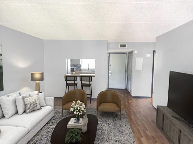 2846 SOMERSET PARK DRIVE 201, Tampa, FL 33613