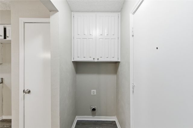 420 Thomas Chapel Drive, Arlington, TX 76014