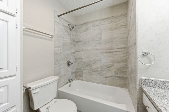 420 Thomas Chapel Drive, Arlington, TX 76014