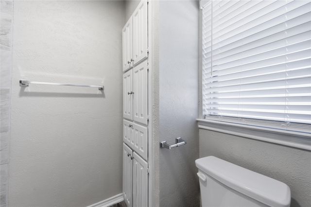 420 Thomas Chapel Drive, Arlington, TX 76014