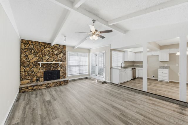 420 Thomas Chapel Drive, Arlington, TX 76014