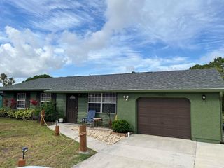 1422 SE Arenson Lane, Port St Lucie, FL 34952