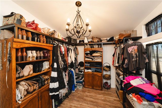 4938 N Davis Road, Golden Valley, AZ 86413