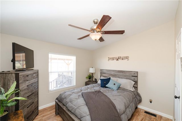 4938 N Davis Road, Golden Valley, AZ 86413