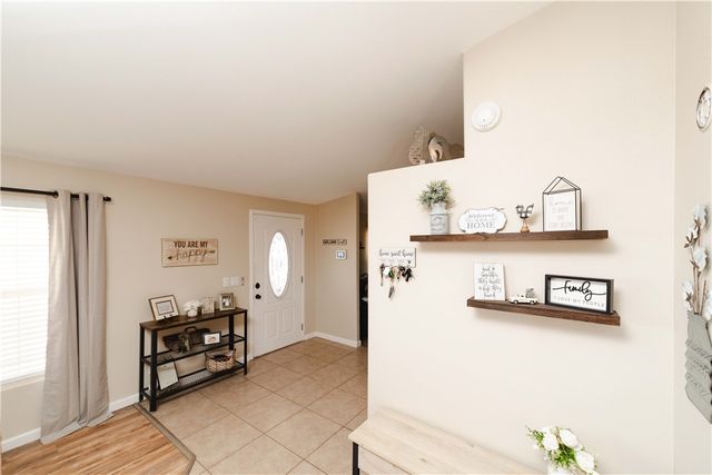 4938 N Davis Road, Golden Valley, AZ 86413