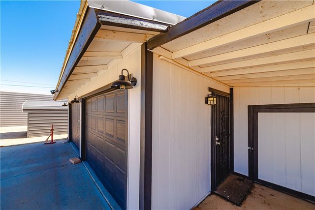 4938 N Davis Road, Golden Valley, AZ 86413
