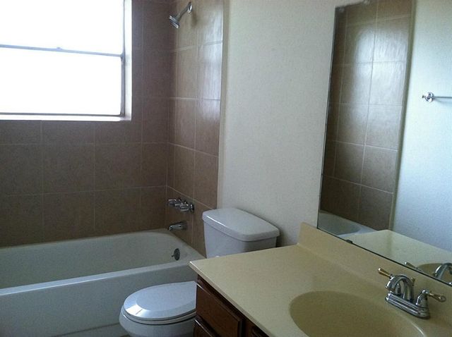 14240 Bay Gardens Drive, Sugar Land, TX 77498