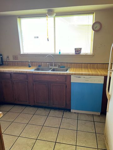 14240 Bay Gardens Drive, Sugar Land, TX 77498