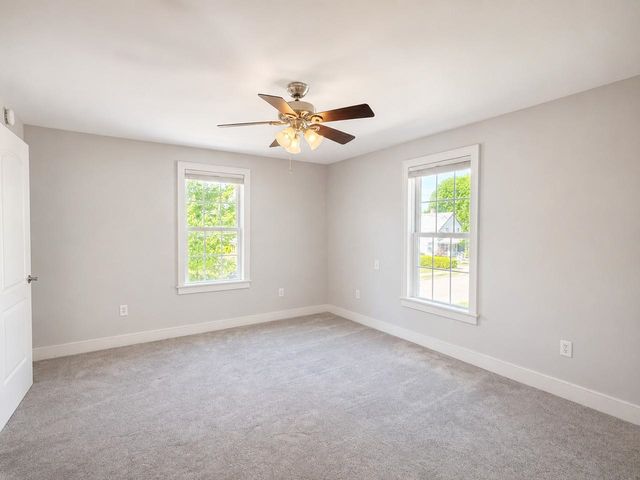 23 Cayuga Court, Burlington, VT 05408
