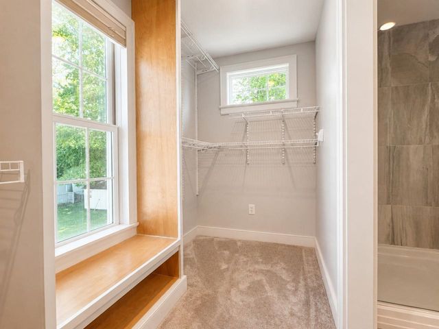 23 Cayuga Court, Burlington, VT 05408