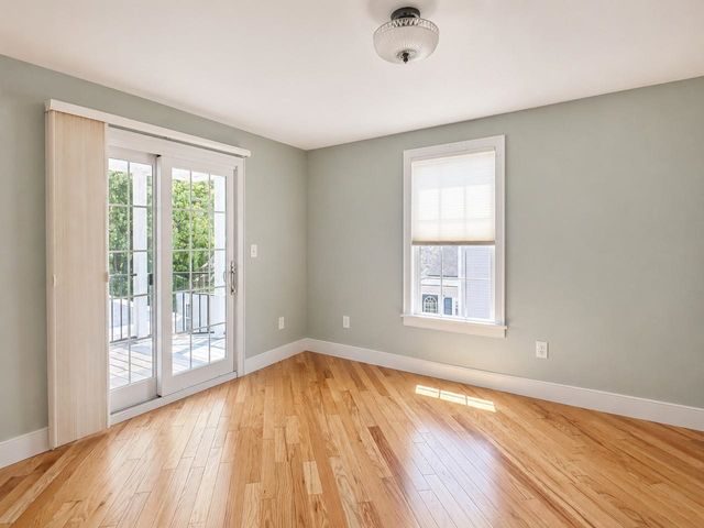 23 Cayuga Court, Burlington, VT 05408