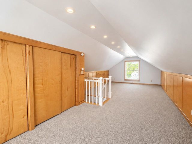 23 Cayuga Court, Burlington, VT 05408