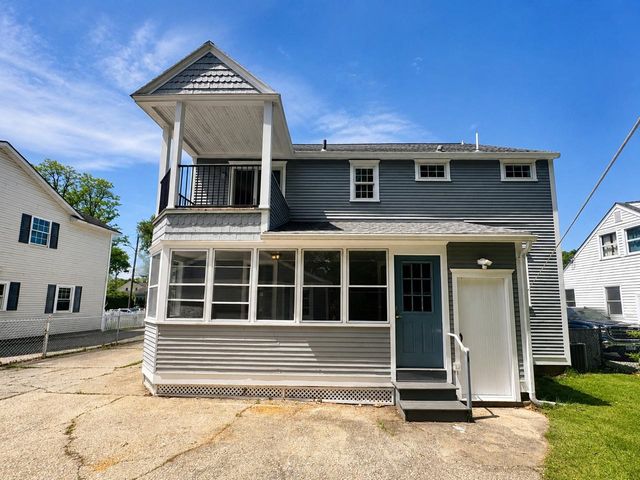 23 Cayuga Court, Burlington, VT 05408