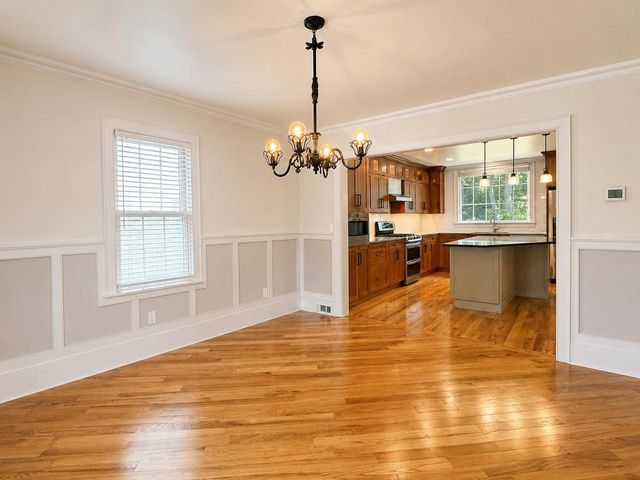 23 Cayuga Court, Burlington, VT 05408