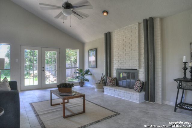 4411 WESTERN PINE WOODS, San Antonio, TX 78249