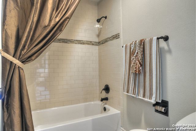 4411 WESTERN PINE WOODS, San Antonio, TX 78249