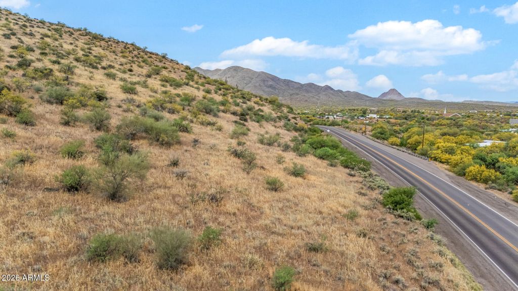 Image 2 of property listing at 7xx E Circle Mountain Road -, New River, AZ 85087